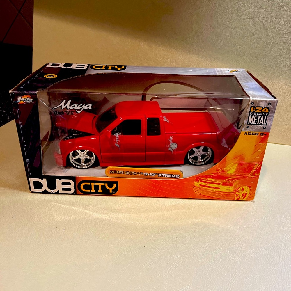Jada Toys Dub City 2002 Chevy S-10 Extreme